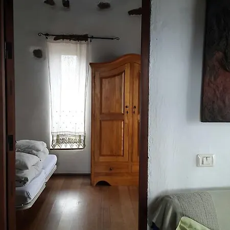 בית נופש Castillo Gualisancho