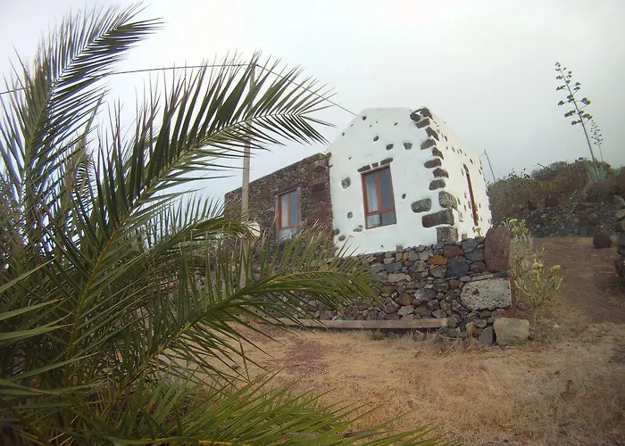 Castillo Gualisancho Holiday home *